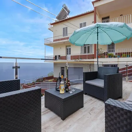 Carmelita House 1