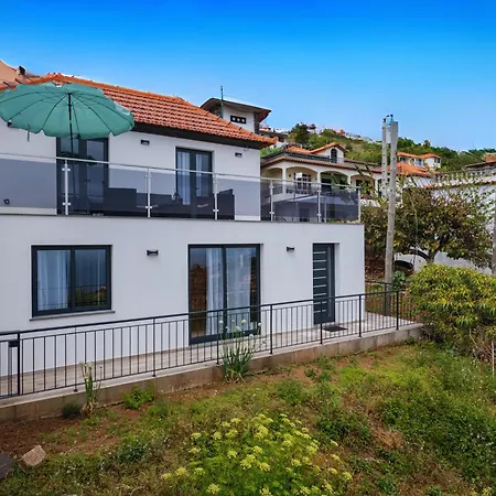 Semesterbostad Carmelita House 1